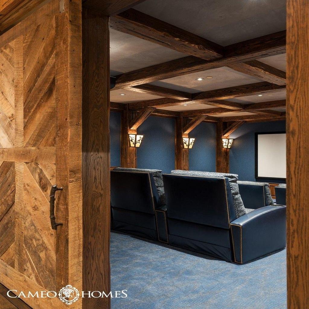 uncovering-the-hidden-charm-in-this-eggplant-inspired-home-theater