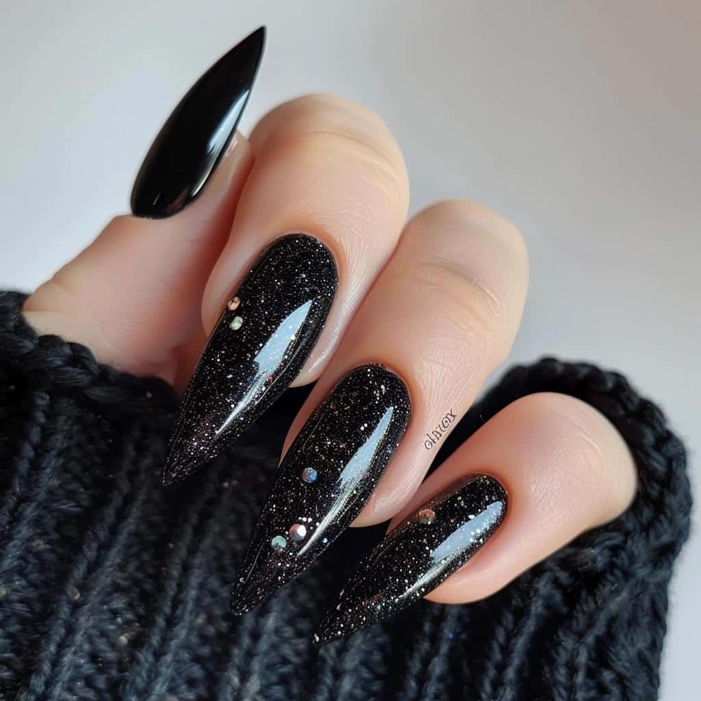 black-nails-with-glitter-photos-of-perfect