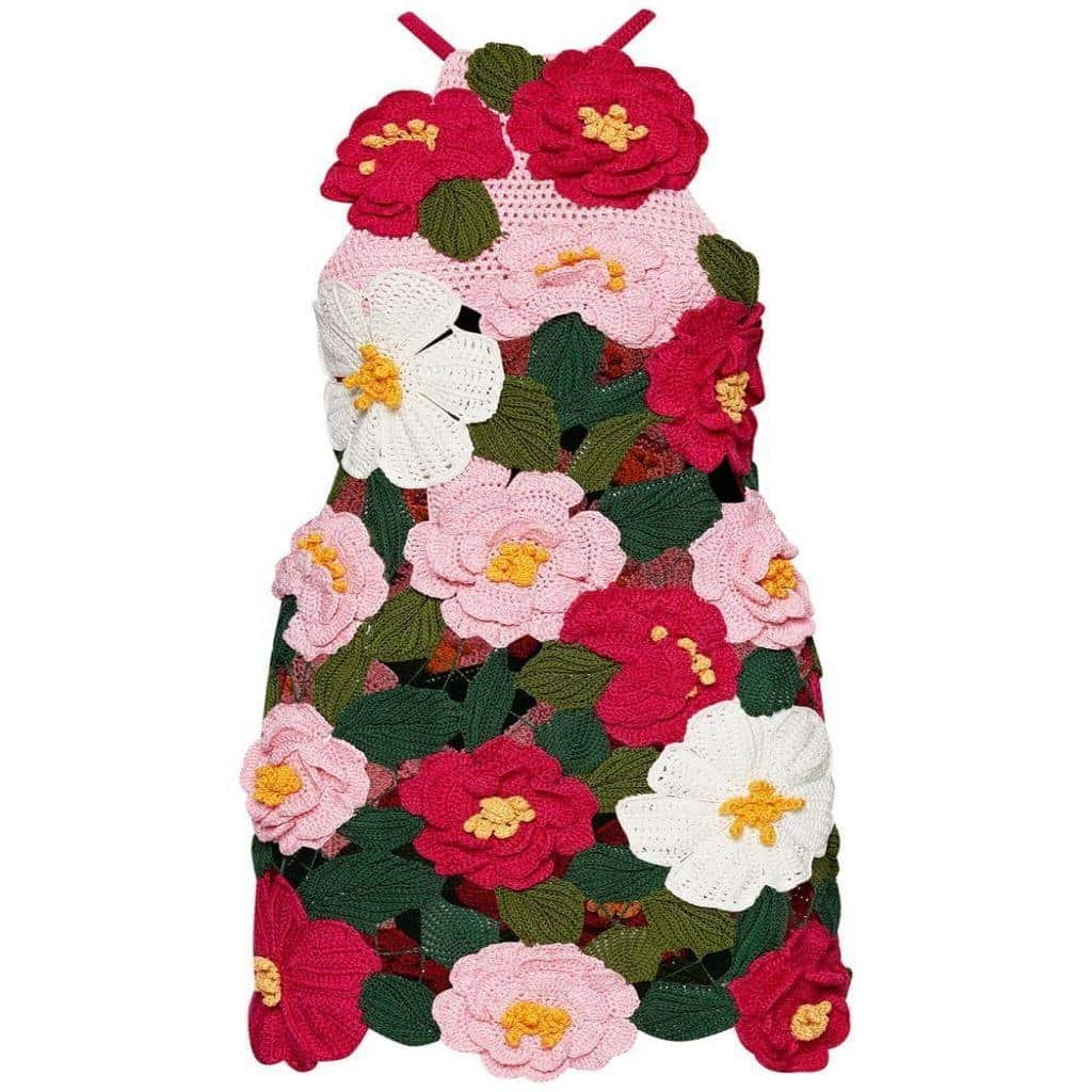 cozy-knit-delight-a-versatile-garment-for-any-occasion