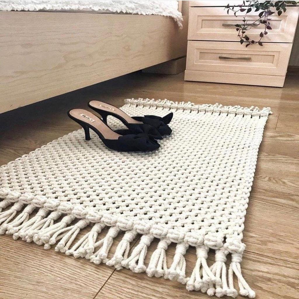 cozy-masterpiece-underfoot-macrame-rug-elevates-any-space-with-unique-texture-and-artistry