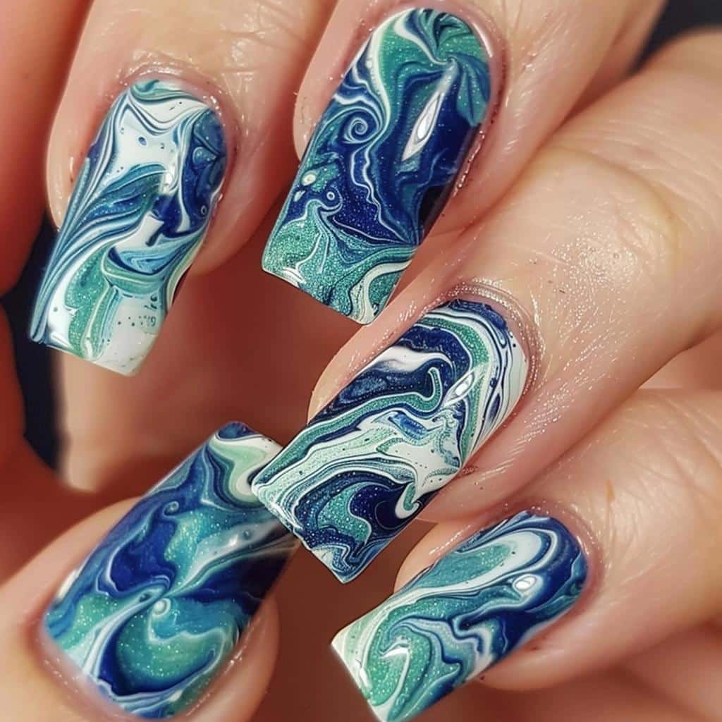 marbled-nails-models-to-make-beautiful-decorations