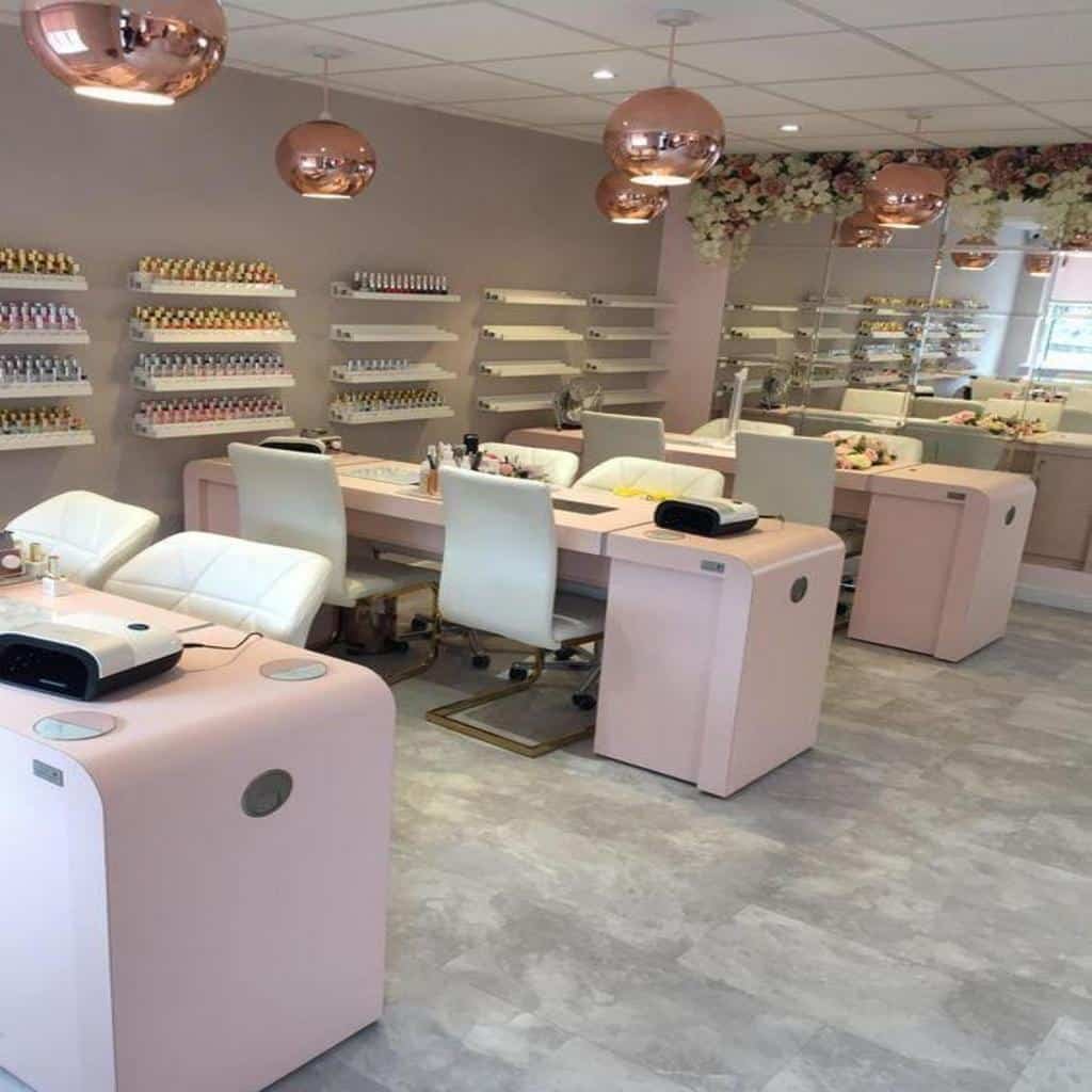 nail-salon-elegance-a-transformative-sanctuary-for-radiant-nails-and-relaxed-minds