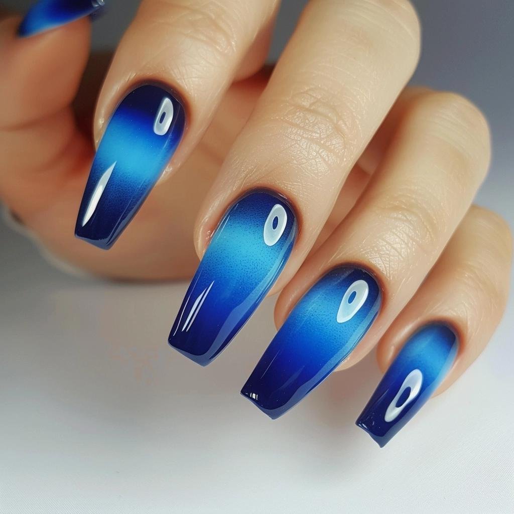 5 Gorgeous Blue Ombre Nails Designs to Try