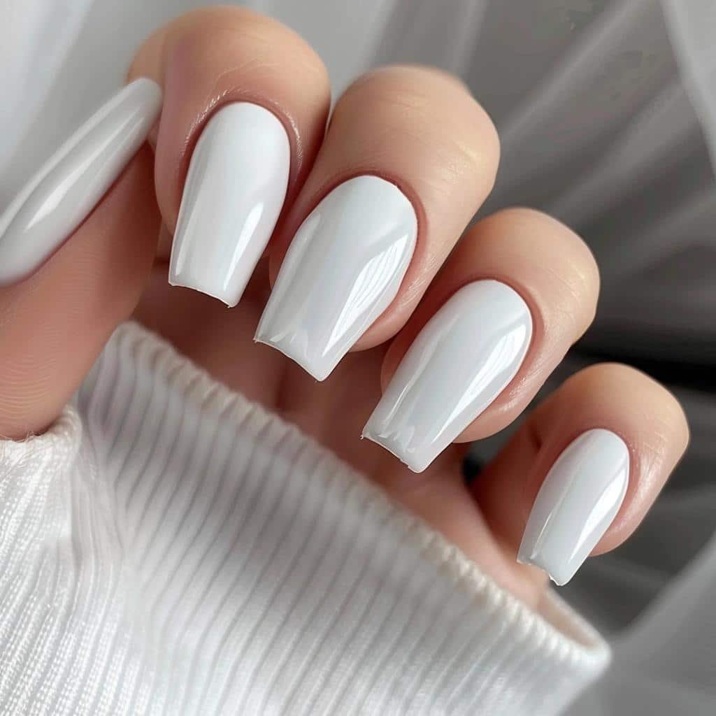 5-gorgeous-white-acrylic-nails-for-any-event