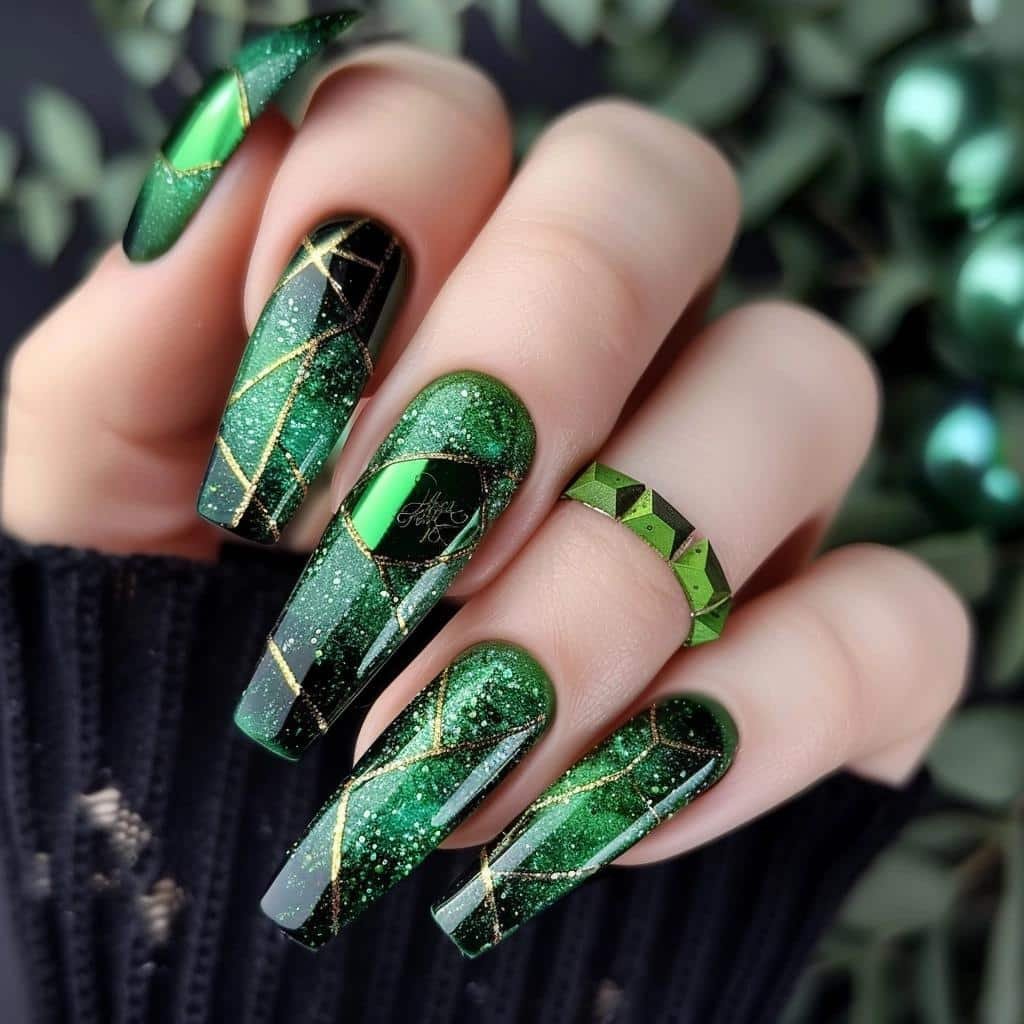 7-trendy-emerald-green-nails-for-2024