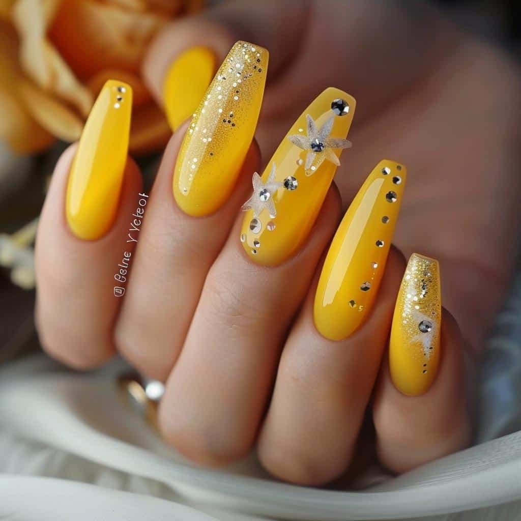 7-trendy-yellow-nail-ideas-for-2024