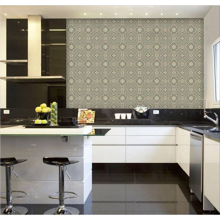 12. Another idea for your kitchen. This time, it replicates tiles, achieving a very similar look.
