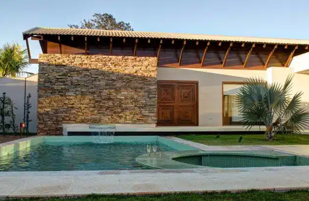 Remember to consider maintenance costs before choosing a model – Project: Studio Marlene Ricci | Photo: Edsley Saito