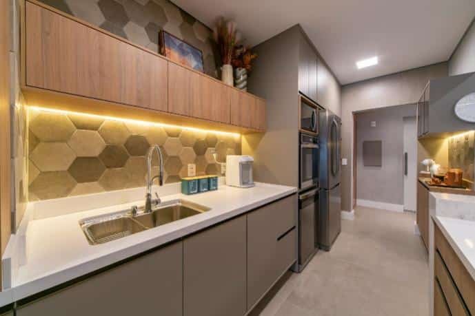 5-Tips-to-Decorate-a-Small-Apartment-Kitchen02.jpg