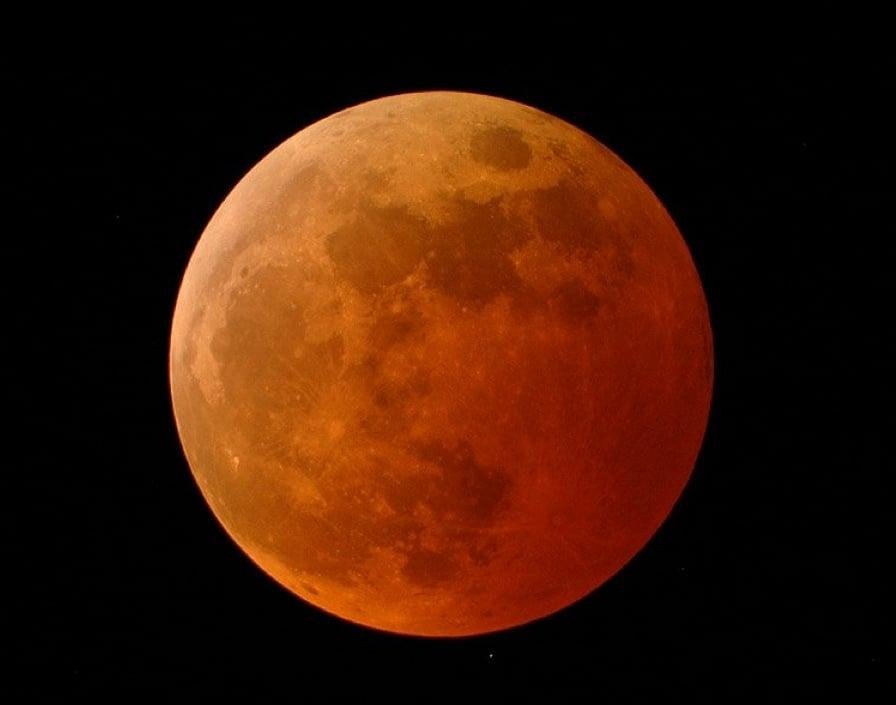 What-Is-A-Blood-Moon02.jpg