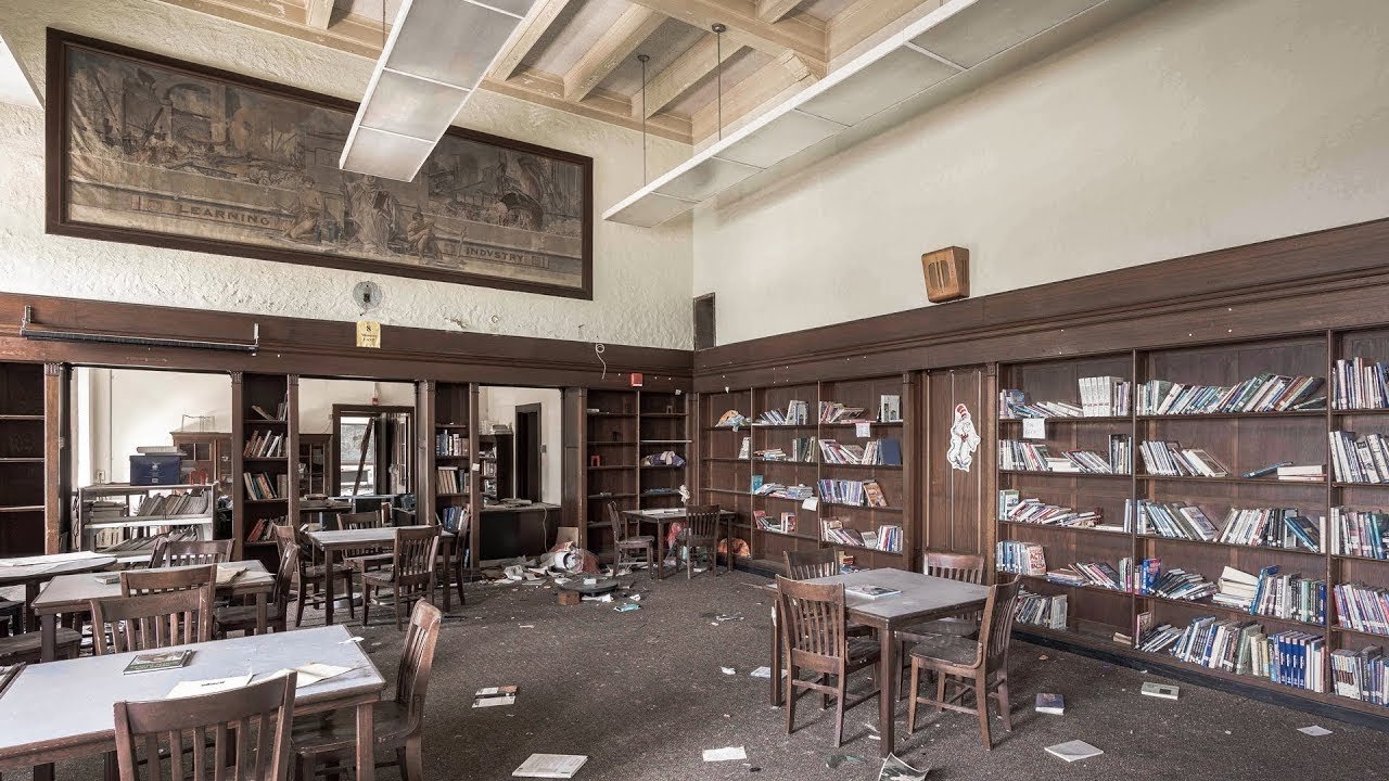 abandoned-100-year-old-high-school-in-new-england