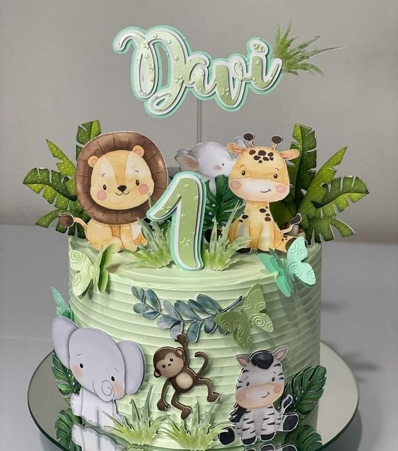 The jungle arrives for an unforgettable birthday party! With the animals in baby style, it can be a good bet for children