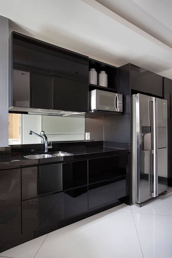 5. Stainless steel appliances as an alternative to black ones, offering a clean and modern look.
