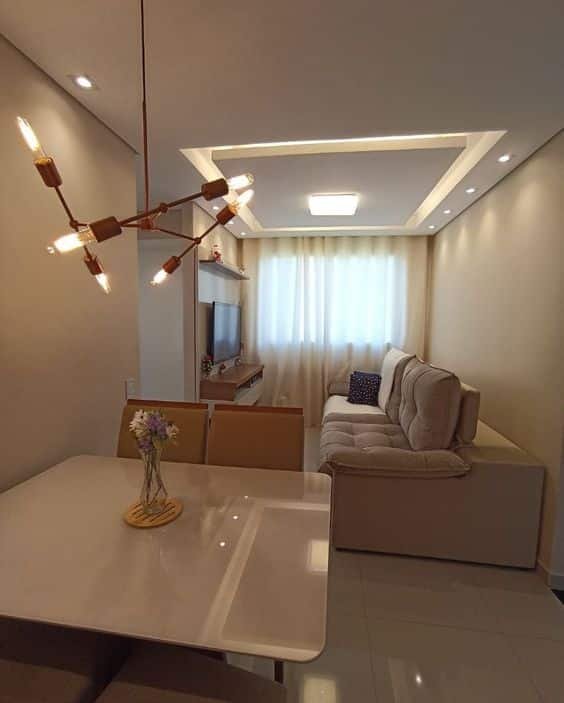 In the central region of the open molding, you can still include another more prominent light point, further contributing to the luminous effect of this room so important to our home.