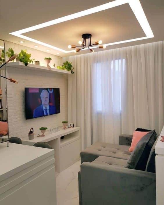 But another positive point is the versatility of this item, which can take on different looks, such as more curved ends, among other shapes.