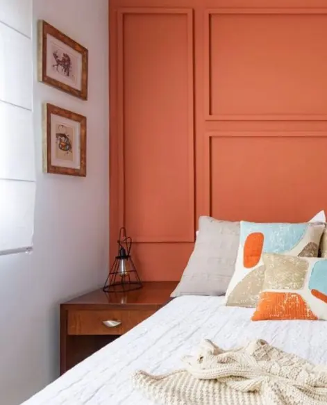 Boiserie is versatile and can be made from plaster, wood, polyurethane, or cement – Project: MIS Architecture and Design | Photo: Raul Fonseca.