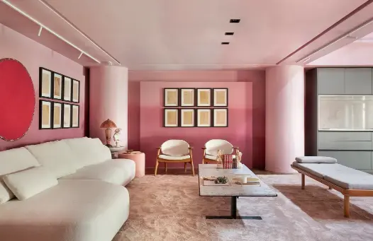 9. Pink and white is an infallible combination, suitable for living rooms, kitchens, bathrooms, or bedrooms. White brings a neutral base while pink adds charm and delicacy. Project: Camila Bittencourt Architecture | Photo: MCA Estúdio/CASACOR