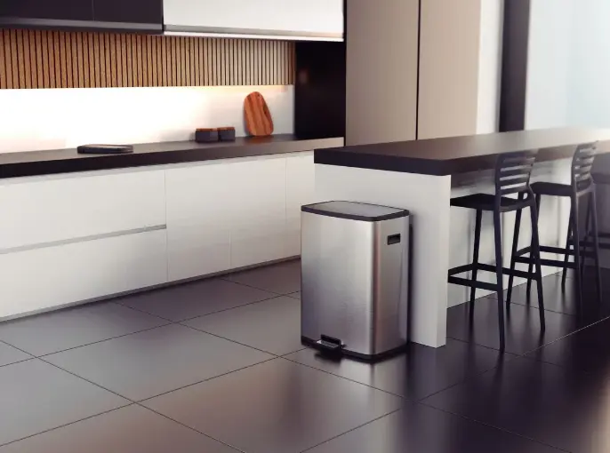 Tramontina Octos 45L Stainless Steel Trash Can with Removable Bucket and Pedal – Photo: Tramontina