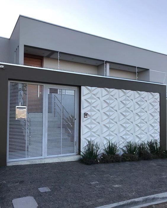 Another very modern idea is the use of a 3D coating, with an effect that gives the wall texture.