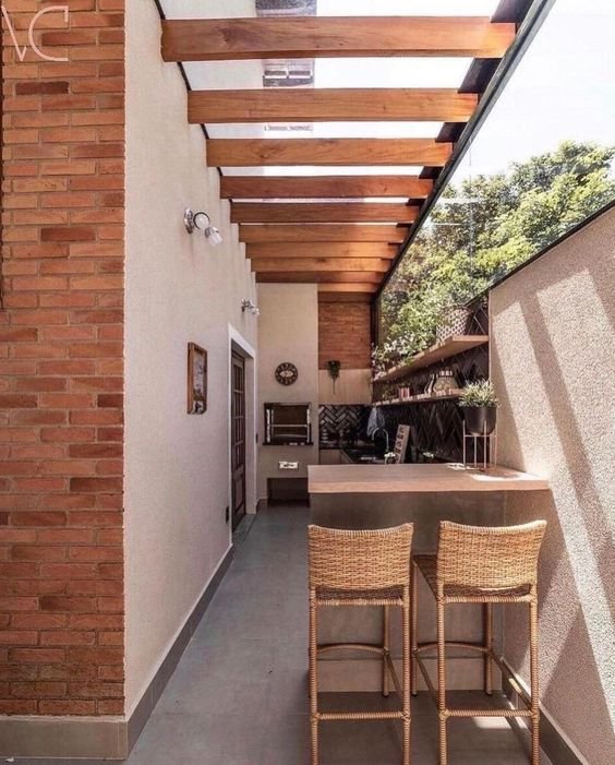 The most common shape for the pergola is rounded, but it can take other appearances.