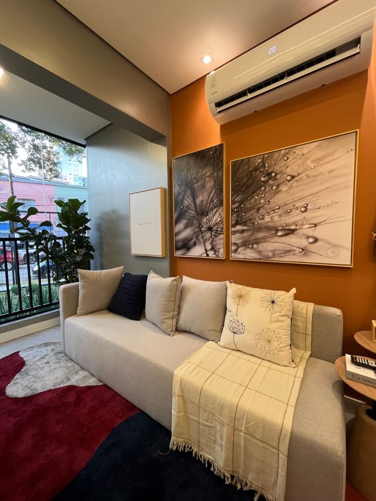 17. Breaking up the length of the walls with a stronger color is a good idea in a long room!