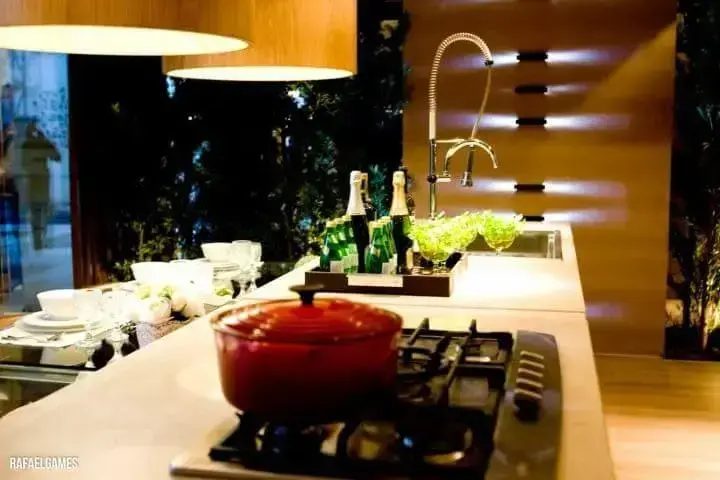 Misturador projetado para espaço gourmet pequeno por Carla Felippi.