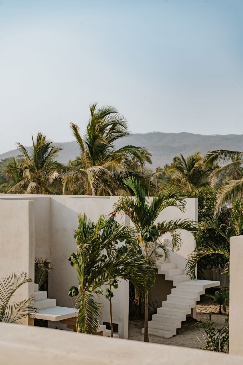 Casa Yuma sits between a palm grove and the beach