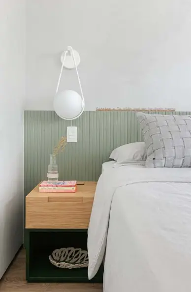Ideias de cabeceira para fazer: Altura da cabeceira pode variar conforme o projeto do quarto – Projeto: Fenda Arquitetura