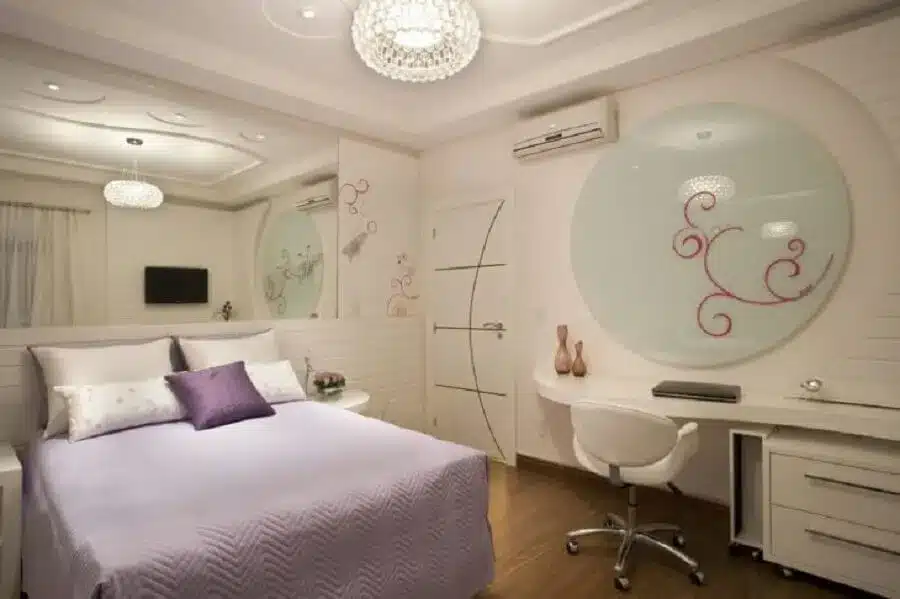 Lustre para quarto que combina com decoração clean.